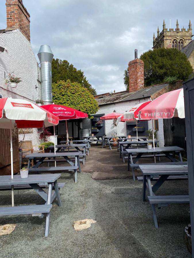 Red Lion Coaching Inn Ellesmere Kültér fotó